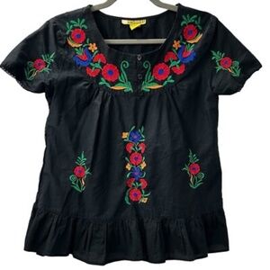 Ingenue New York Black Embroidered Floral Peasant Top, Size M